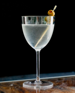 Sophisticated Cocktail Recipes for Fancy Dinner Parties Img